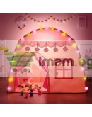 Детска палатка със светещи гирлянди от памучни топки розова